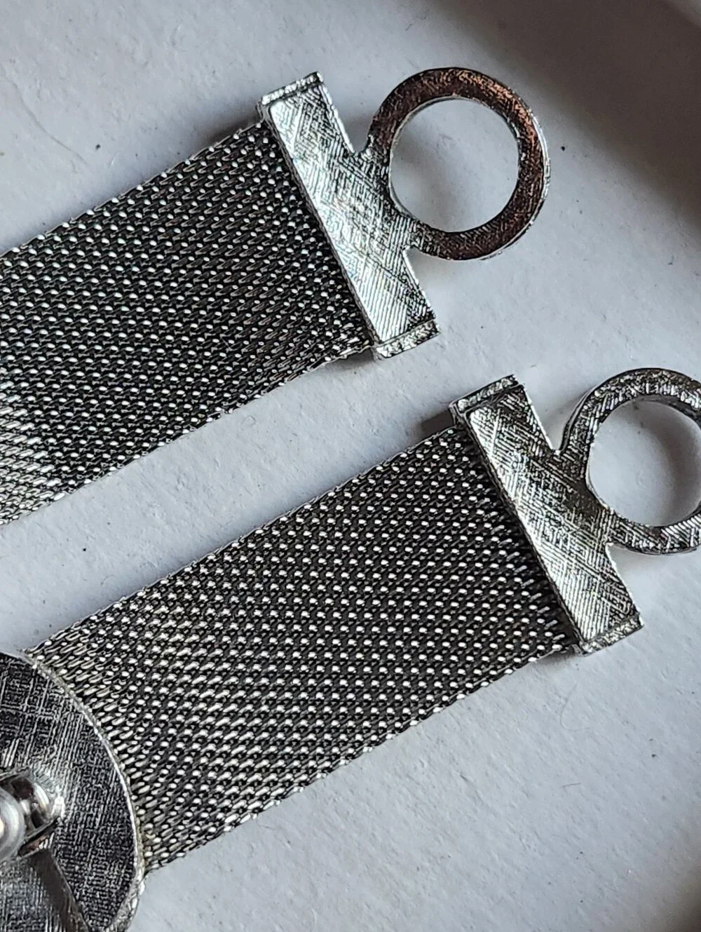 Vtg Dante Silver Tone Mesh Cufflinks with Dark Blue Oval Stones
